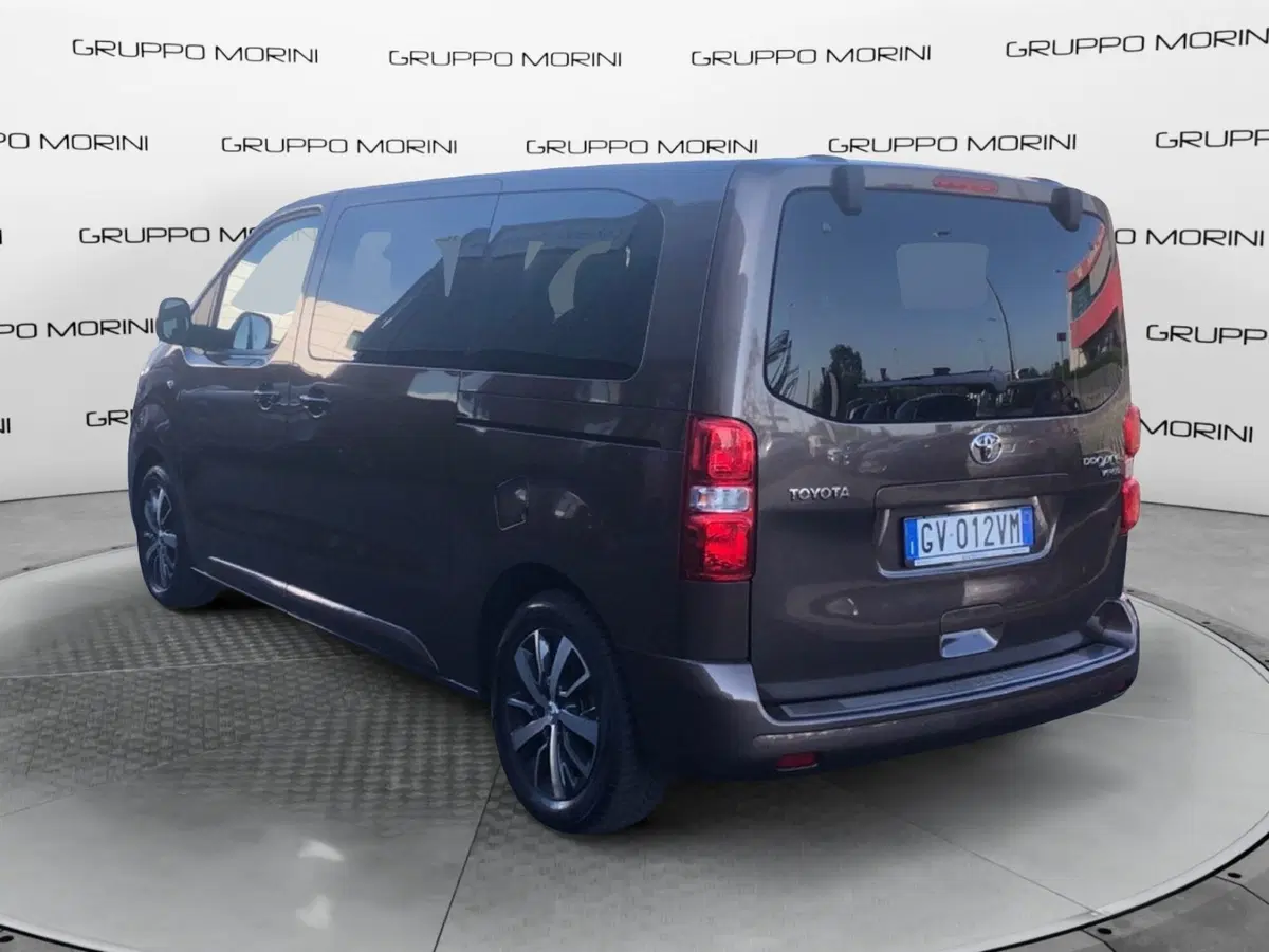 Toyota Proace Verso usata a Mantova (3)