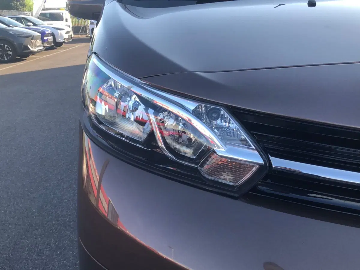 Toyota Proace Verso usata a Mantova (9)