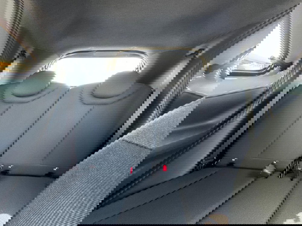 Toyota Aygo X nuova a Modena (15)