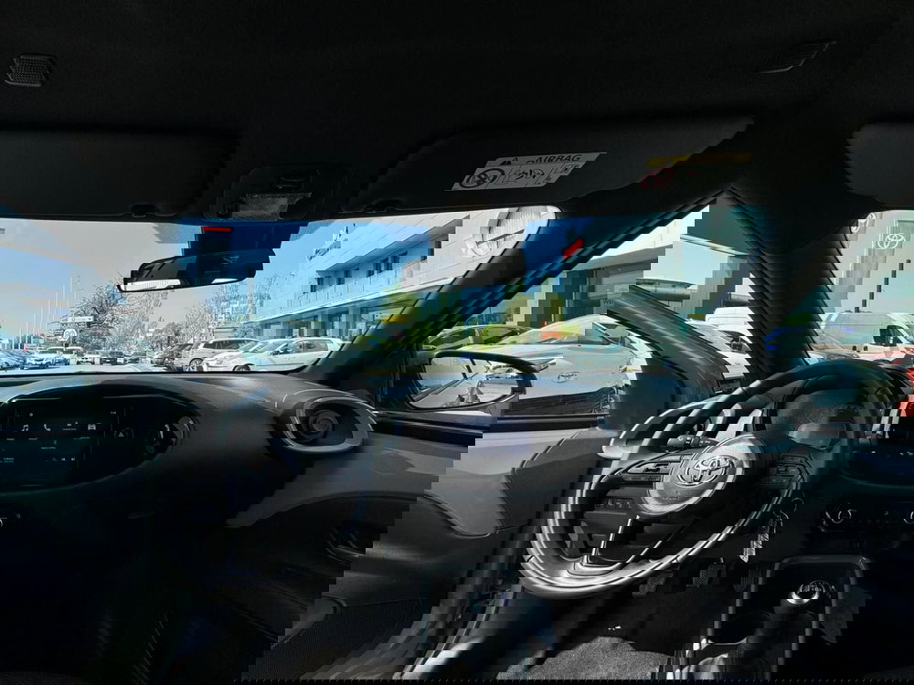 Toyota Aygo X nuova a Modena (16)