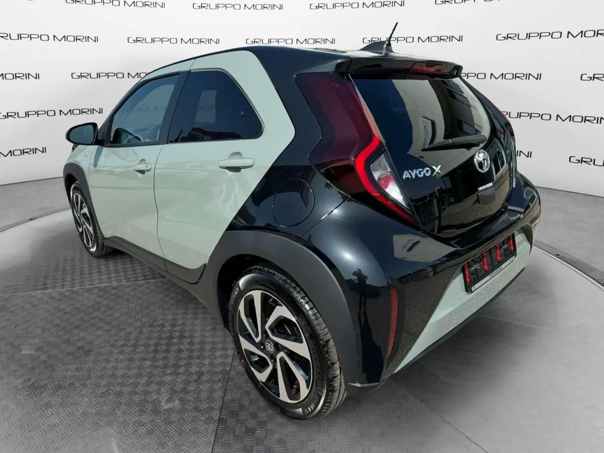Toyota Aygo X nuova a Modena (7)