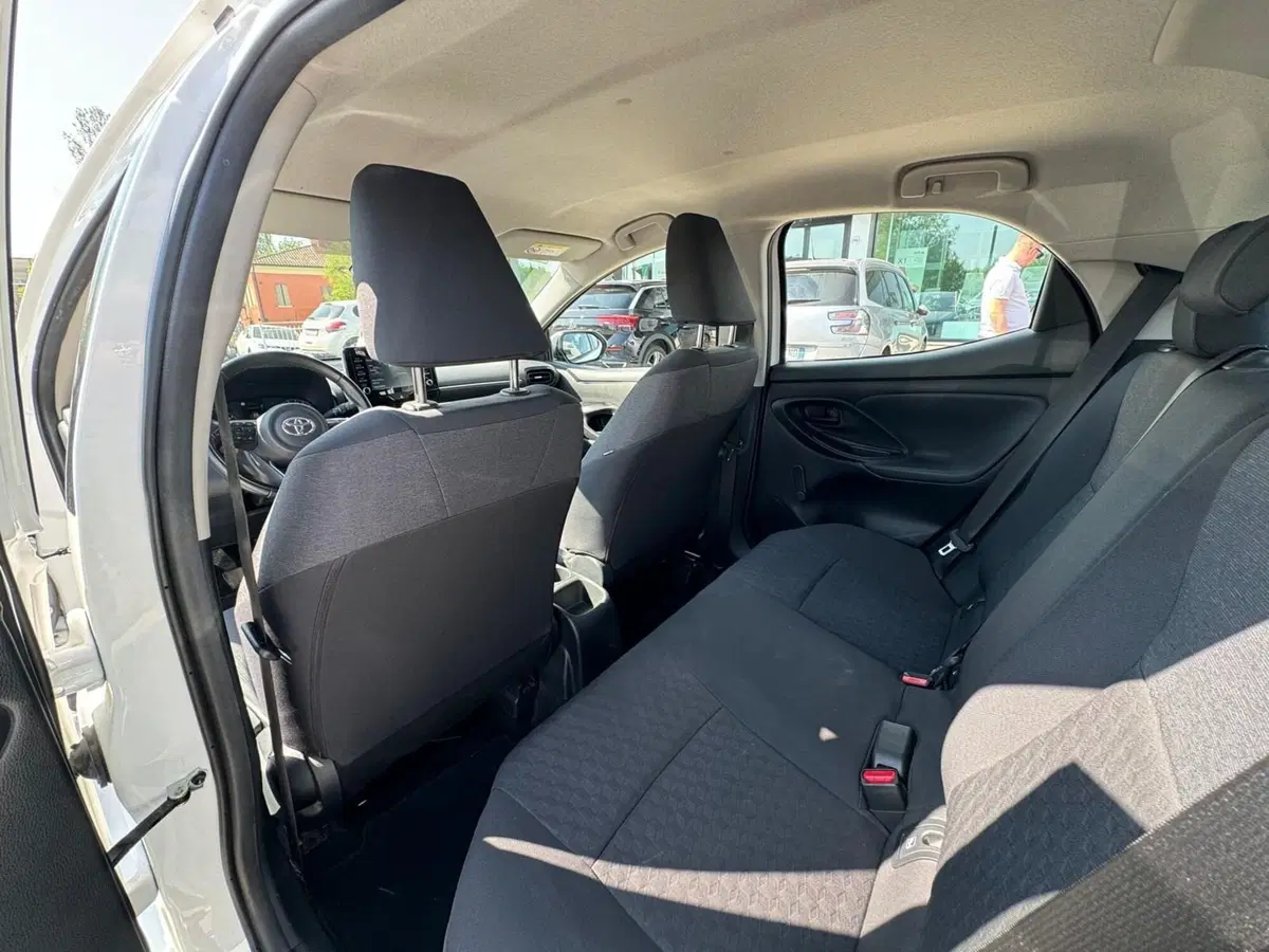 Toyota Yaris usata a Modena (13)