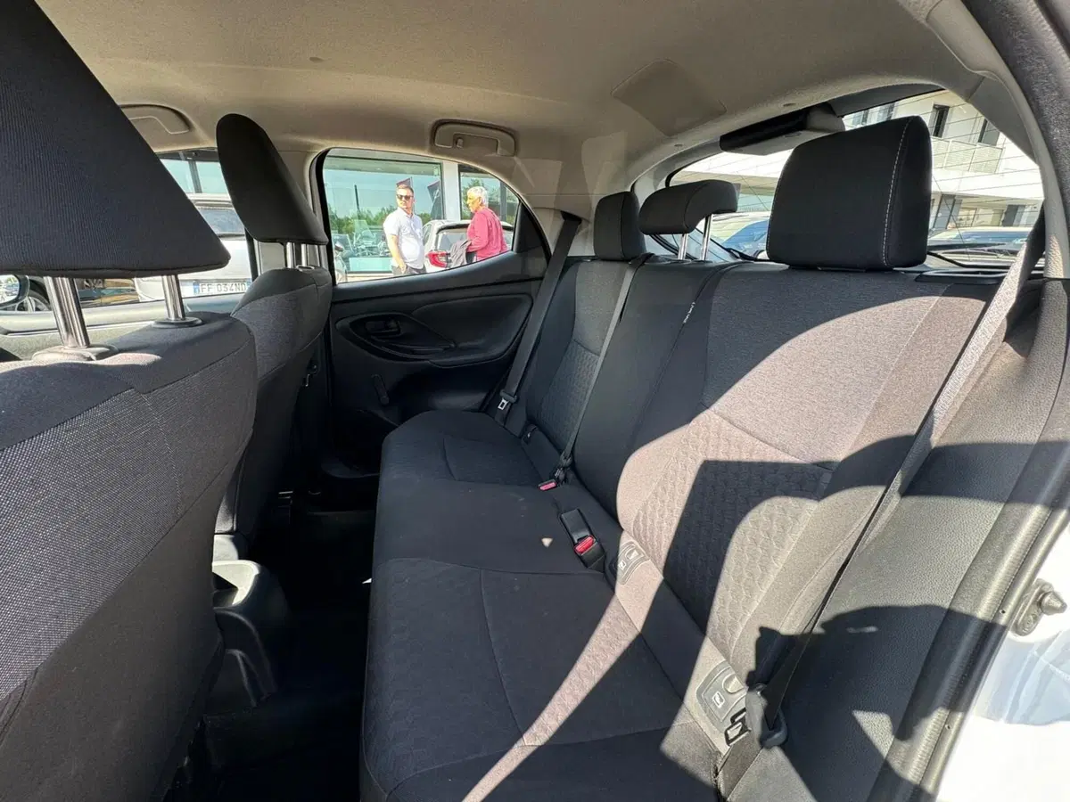 Toyota Yaris usata a Modena (14)
