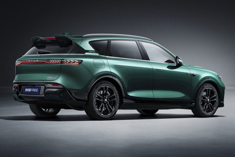 Voyah Free nuova a Bologna (3)