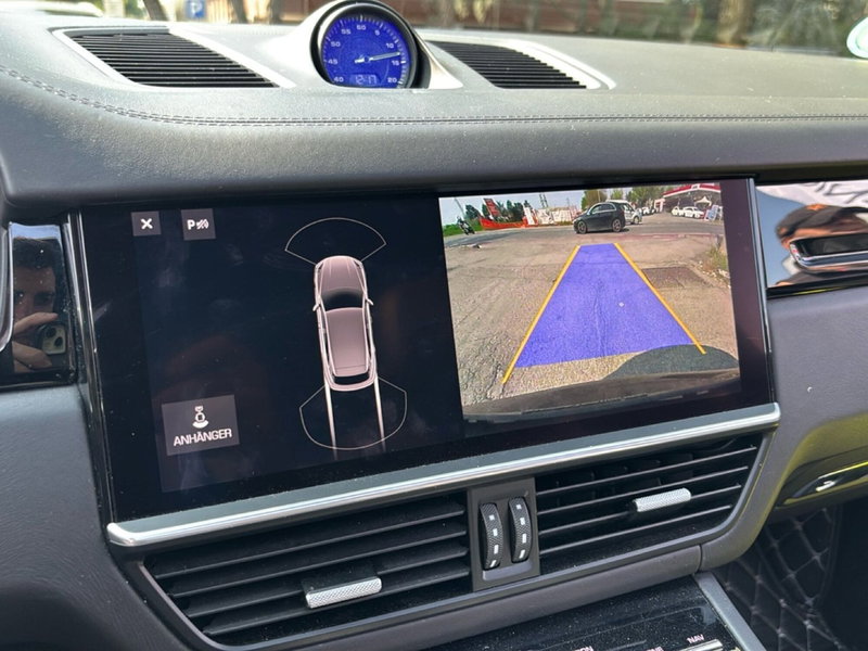 Porsche Cayenne usata a Bologna (15)