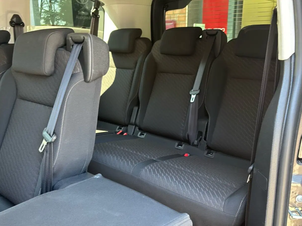 Peugeot Traveller usata a Bologna (10)