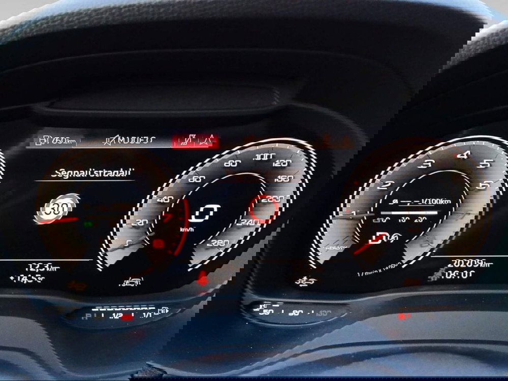 Audi Q2 usata a Siena (7)