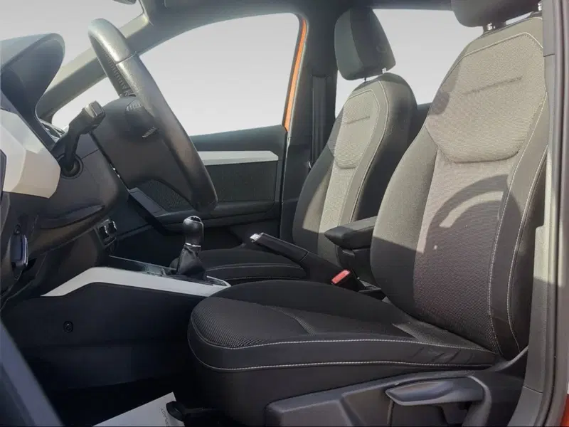 SEAT Arona usata a Livorno (10)