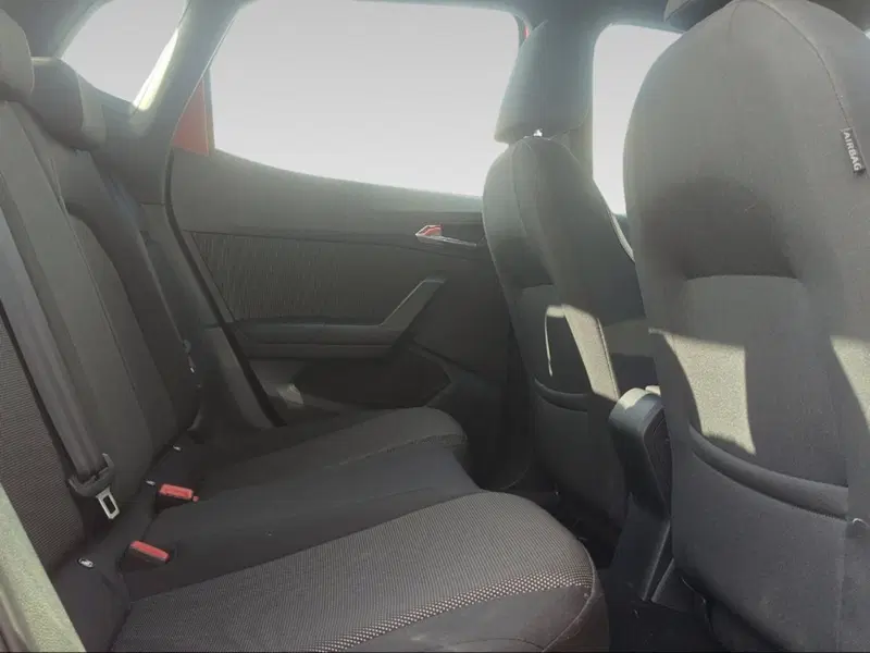 SEAT Arona usata a Livorno (11)