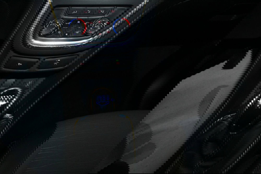 Opel Mokka usata a Cremona (14)