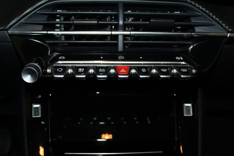 Peugeot 208 usata a Cremona (13)