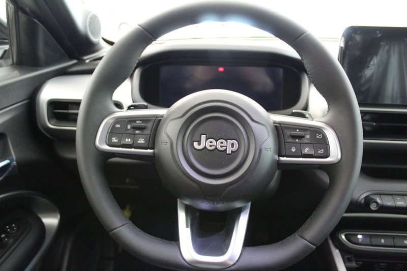 Jeep Avenger nuova a Cremona (10)