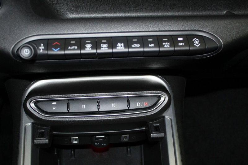 Jeep Avenger nuova a Cremona (13)