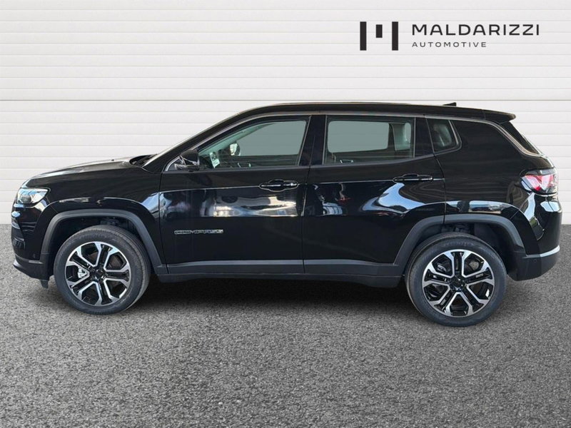 Jeep Compass nuova a Bari (5)