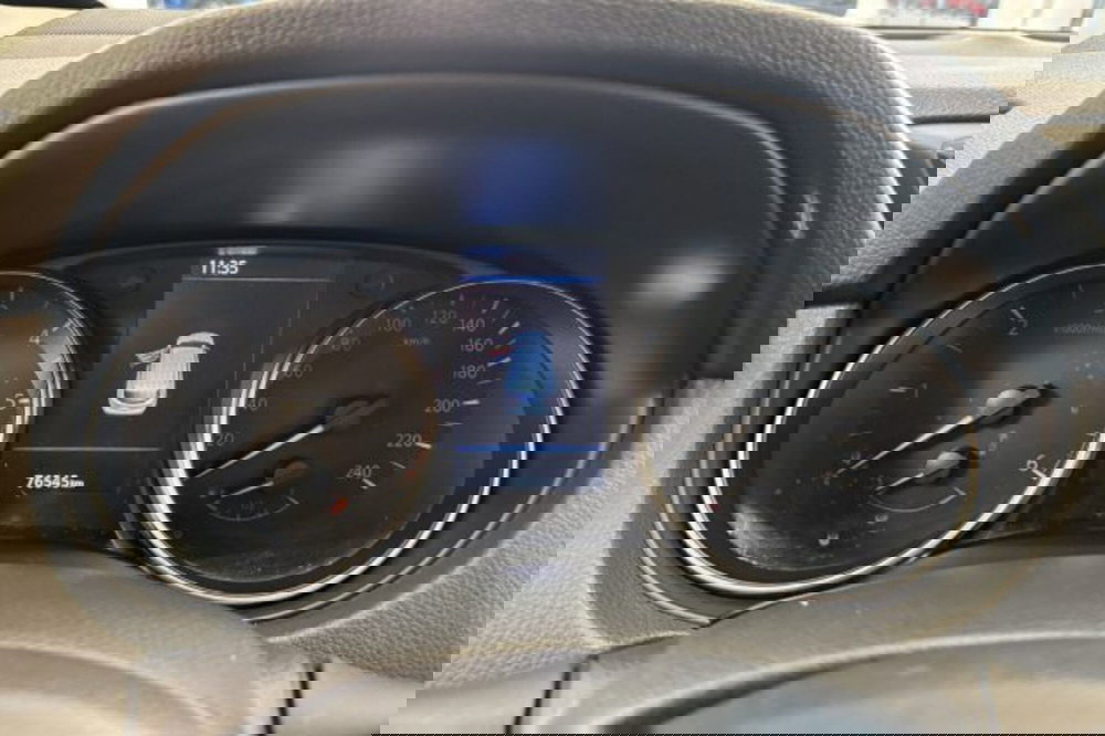 Nissan Qashqai usata a Latina (13)