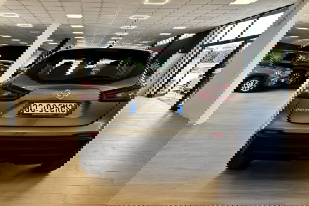 Nissan Qashqai usata a Latina (6)