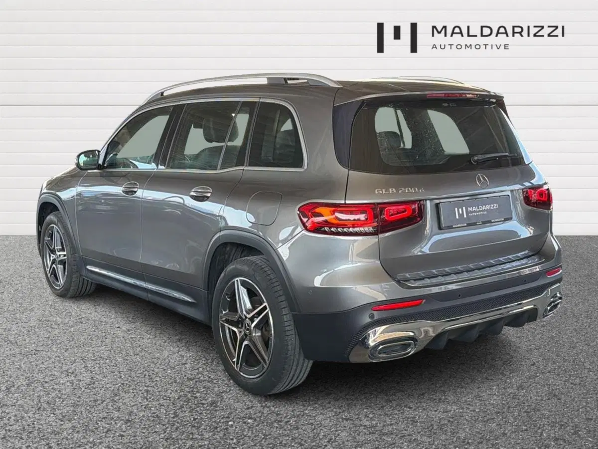 Mercedes-Benz GLB usata a Bari (4)