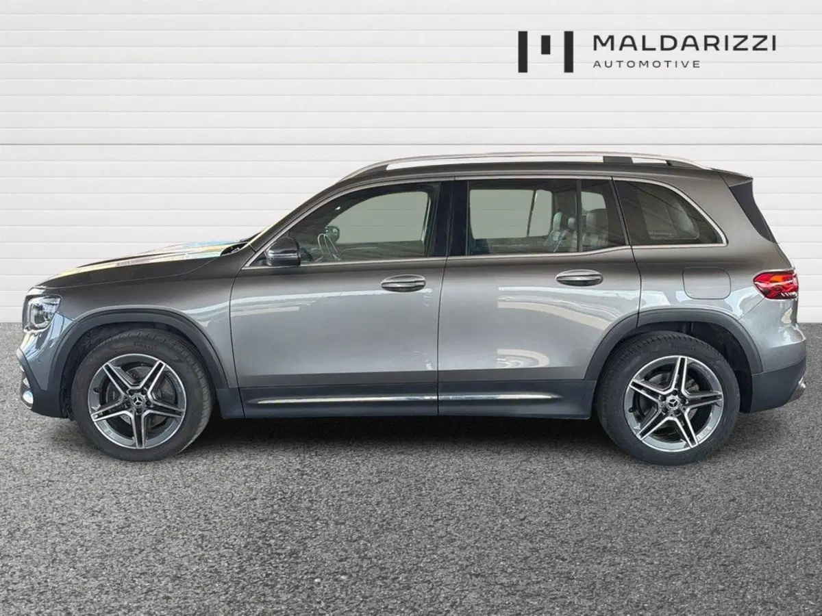 Mercedes-Benz GLB usata a Bari (5)