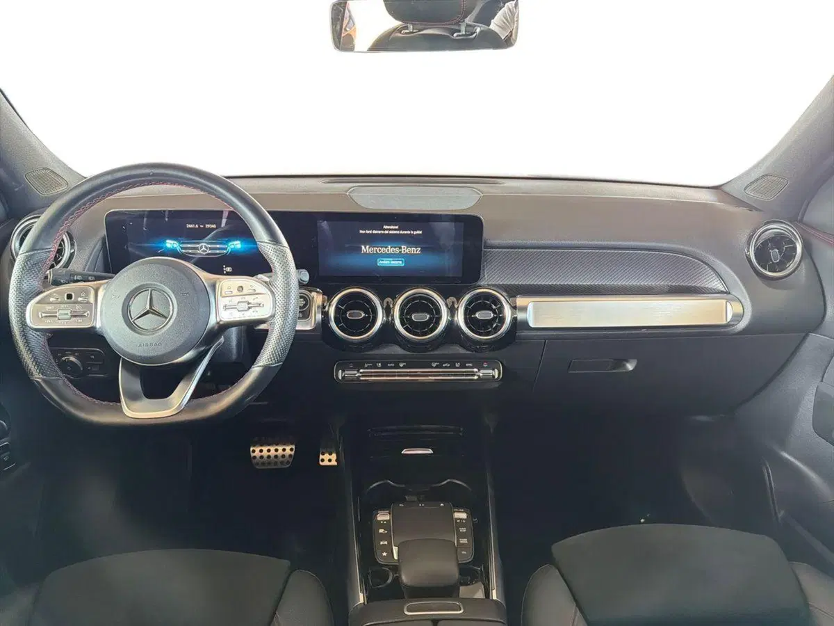 Mercedes-Benz GLB usata a Bari (8)
