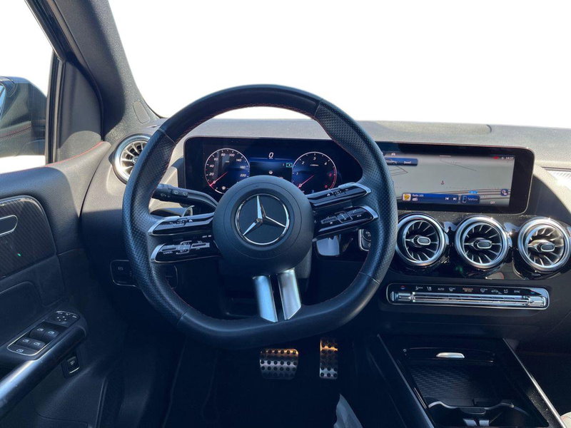 Mercedes-Benz Classe B usata a Bari (11)