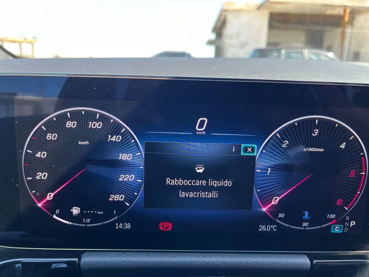 Mercedes-Benz Classe B usata a Bari (13)