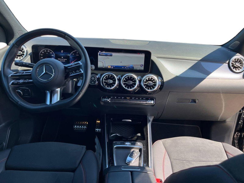 Mercedes-Benz Classe B usata a Bari (9)