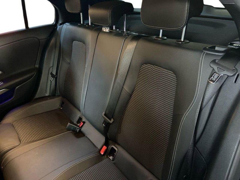 Mercedes-Benz Classe A usata a Milano (16)