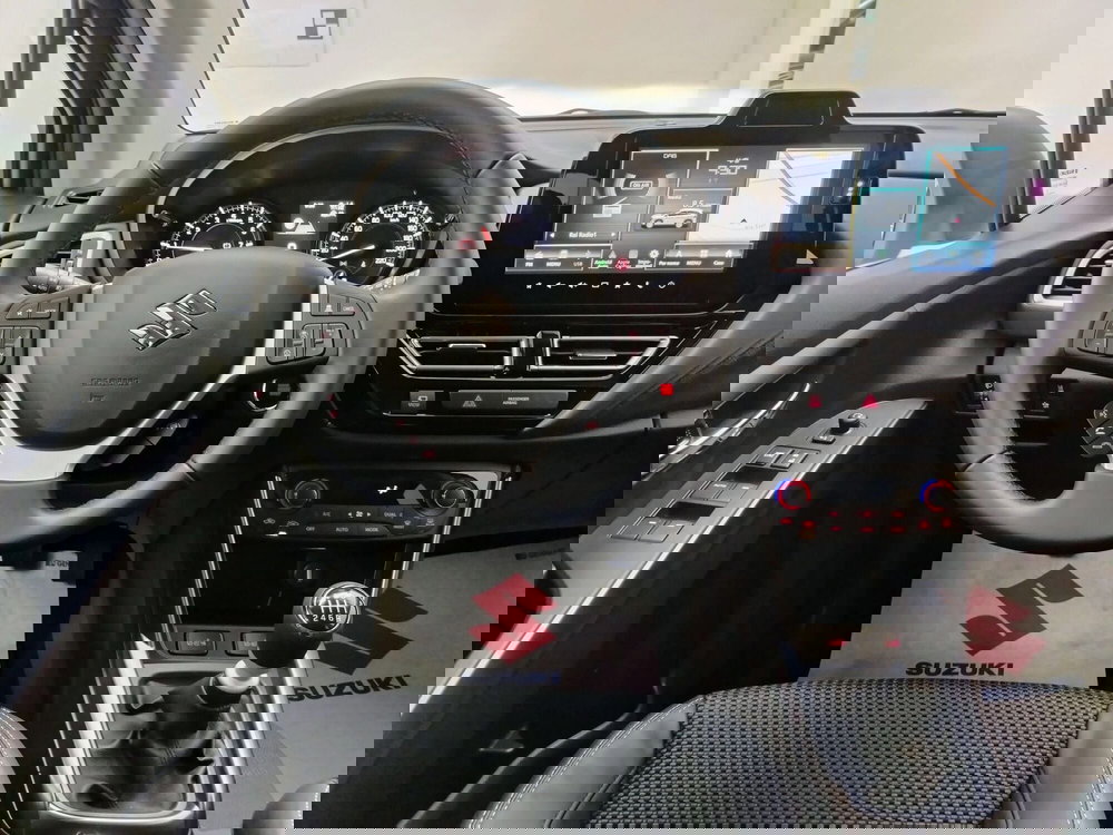 Suzuki S-Cross nuova a Rovigo (8)