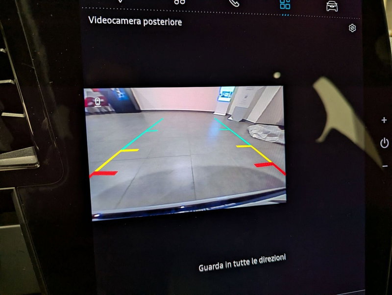 Renault Megane E-Tech Electric usata a Trento (14)