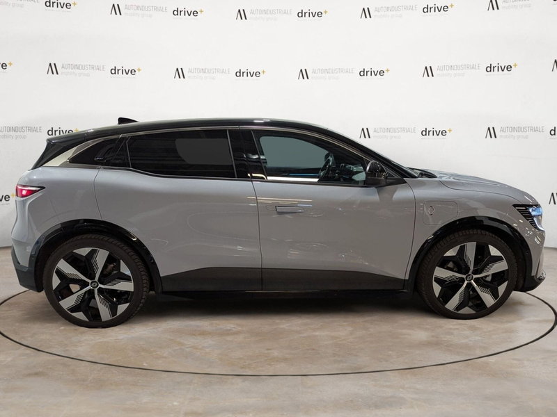 Renault Megane E-Tech Electric usata a Trento (5)