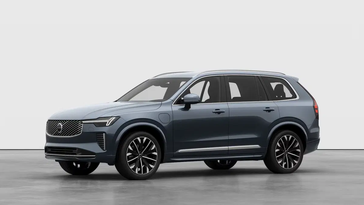 Volvo XC90 nuova a Como