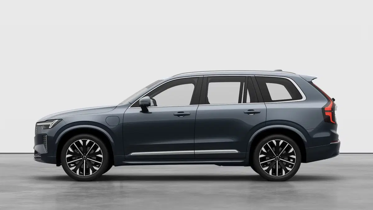 Volvo XC90 nuova a Como (4)