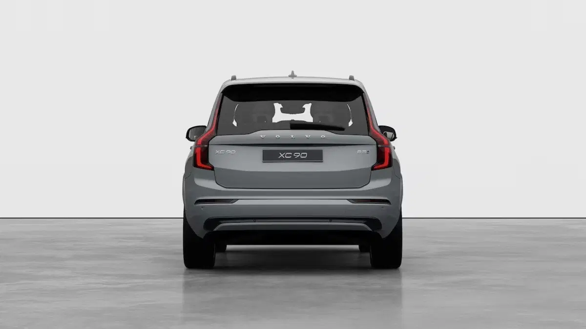 Volvo XC90 nuova a Como (4)