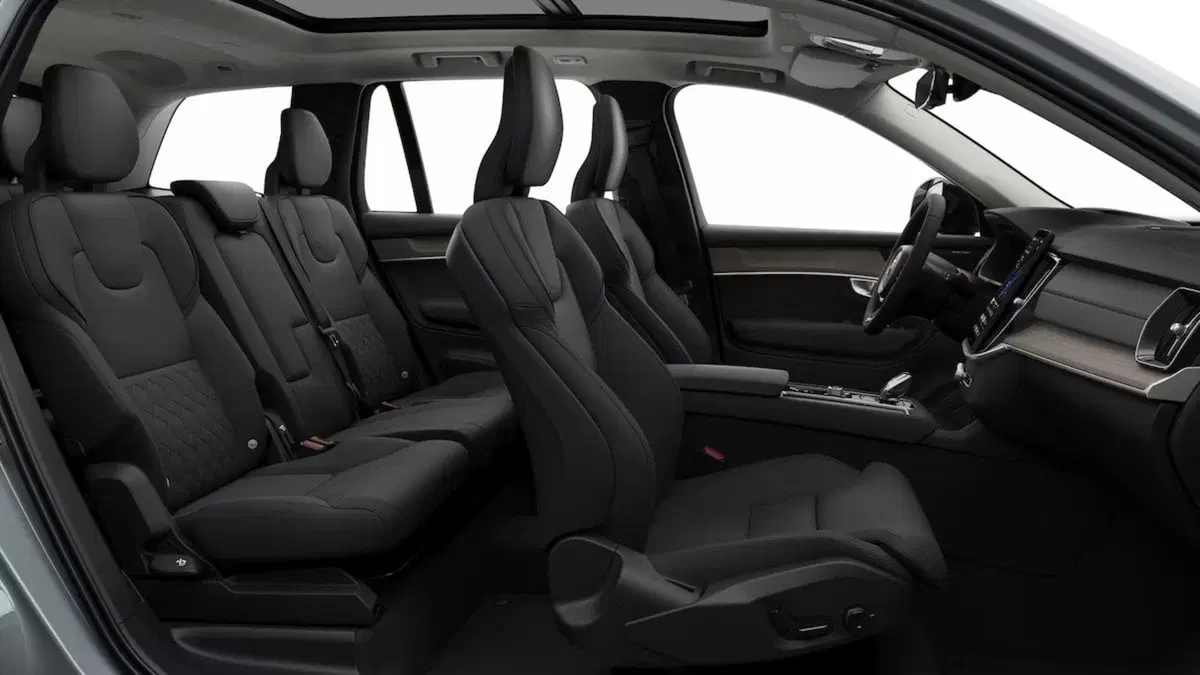 Volvo XC90 nuova a Como (9)
