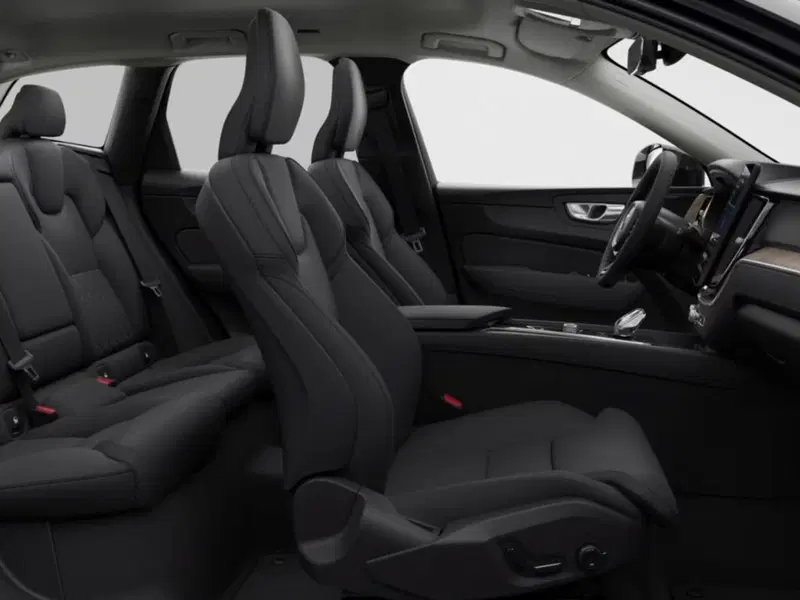 Volvo XC60 nuova a Como (7)