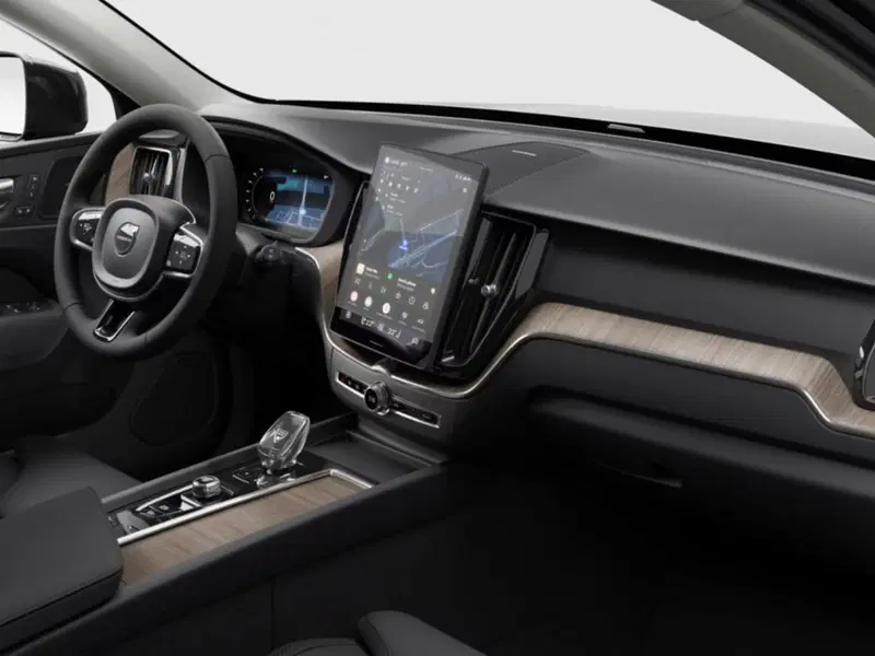 Volvo XC60 nuova a Como (6)