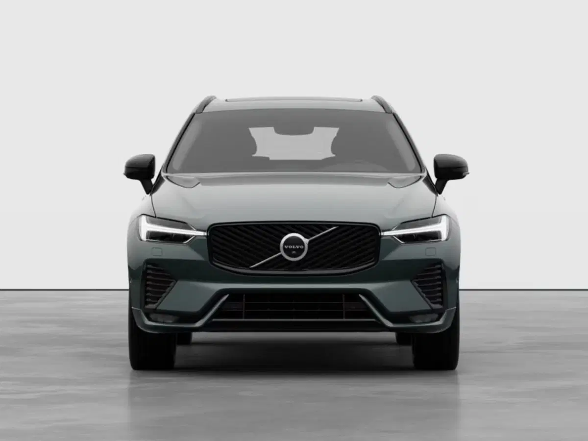 Volvo XC60 nuova a Como (2)
