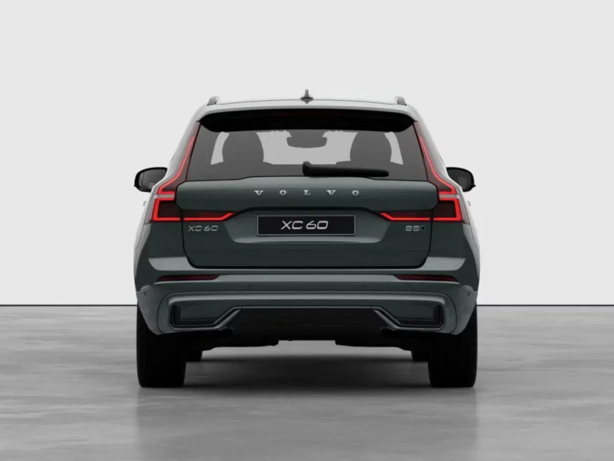 Volvo XC60 nuova a Como (4)