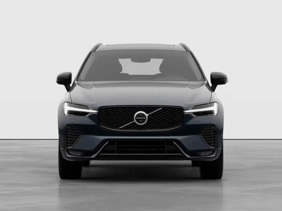 Volvo XC60 nuova a Como (2)