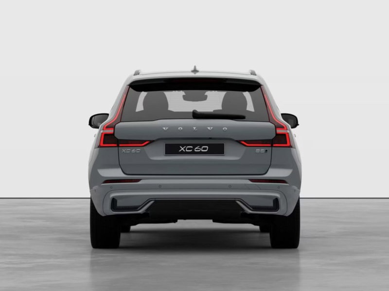 Volvo XC60 nuova a Como (4)
