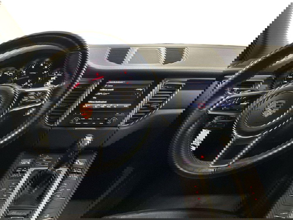 Porsche Macan usata a Macerata (11)