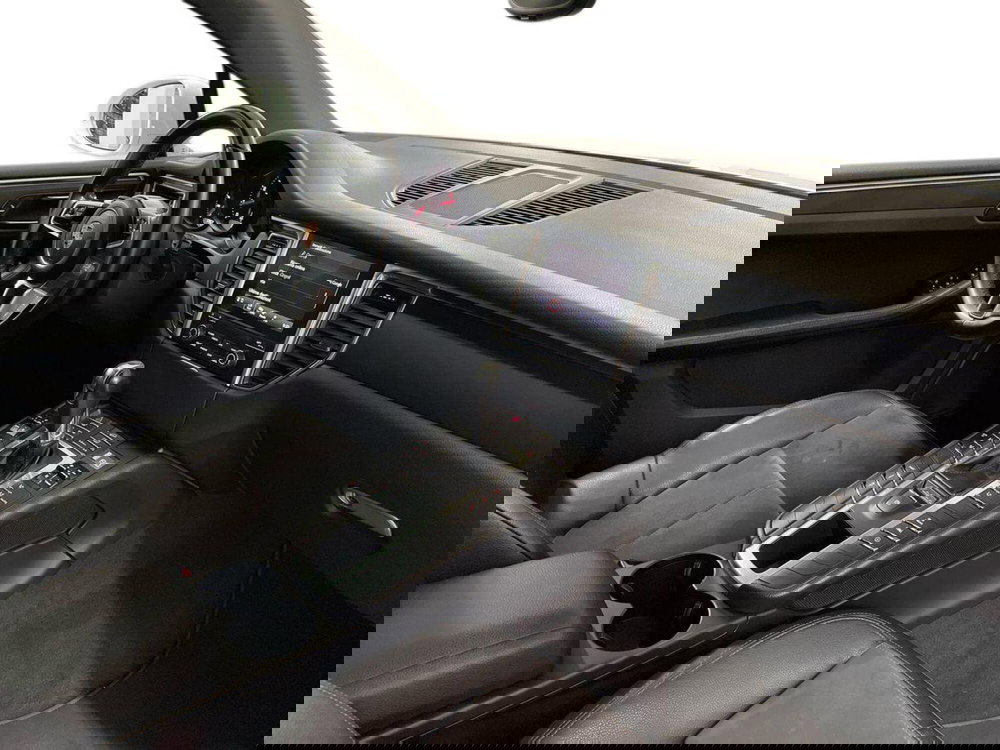 Porsche Macan usata a Macerata (12)