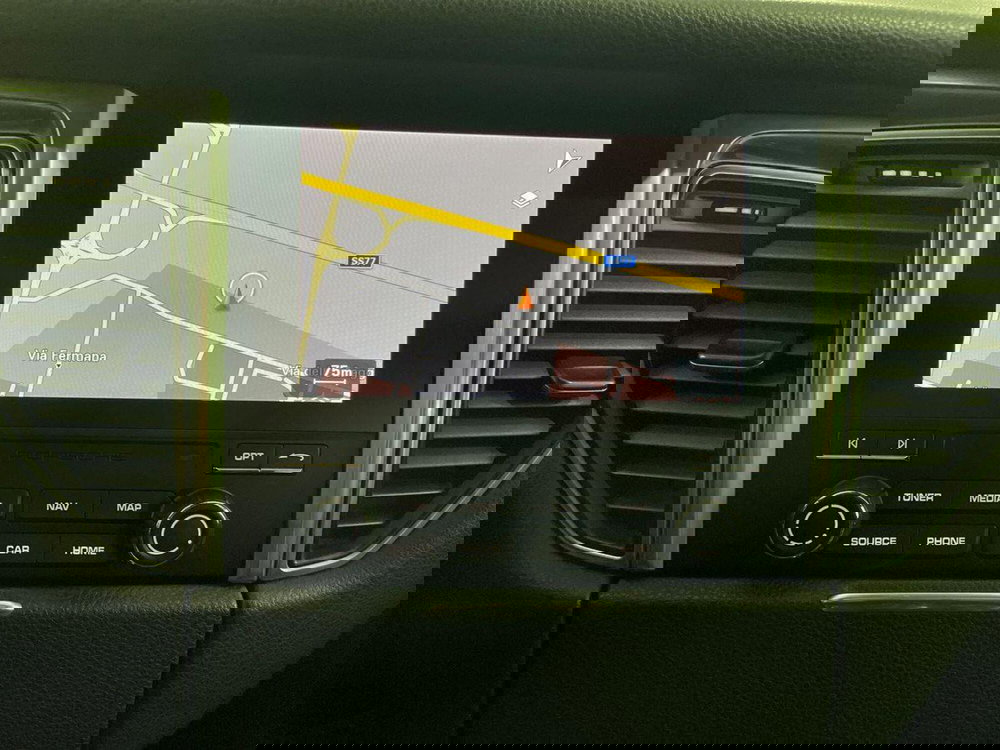 Porsche Macan usata a Macerata (15)