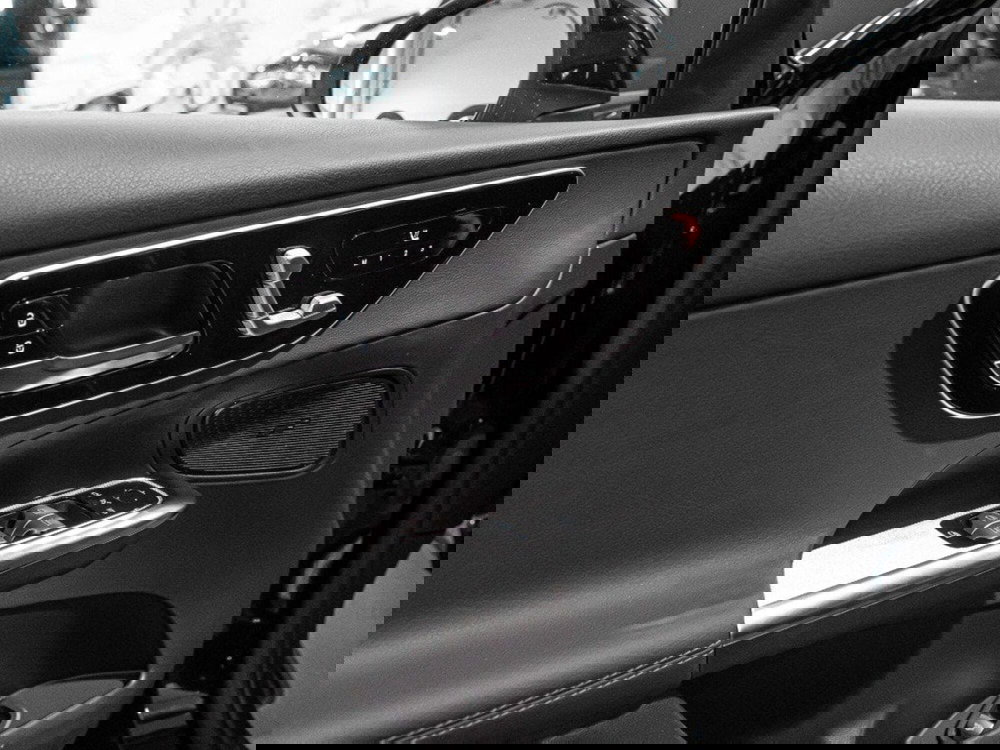 Mercedes-Benz GLC nuova a Ancona (10)