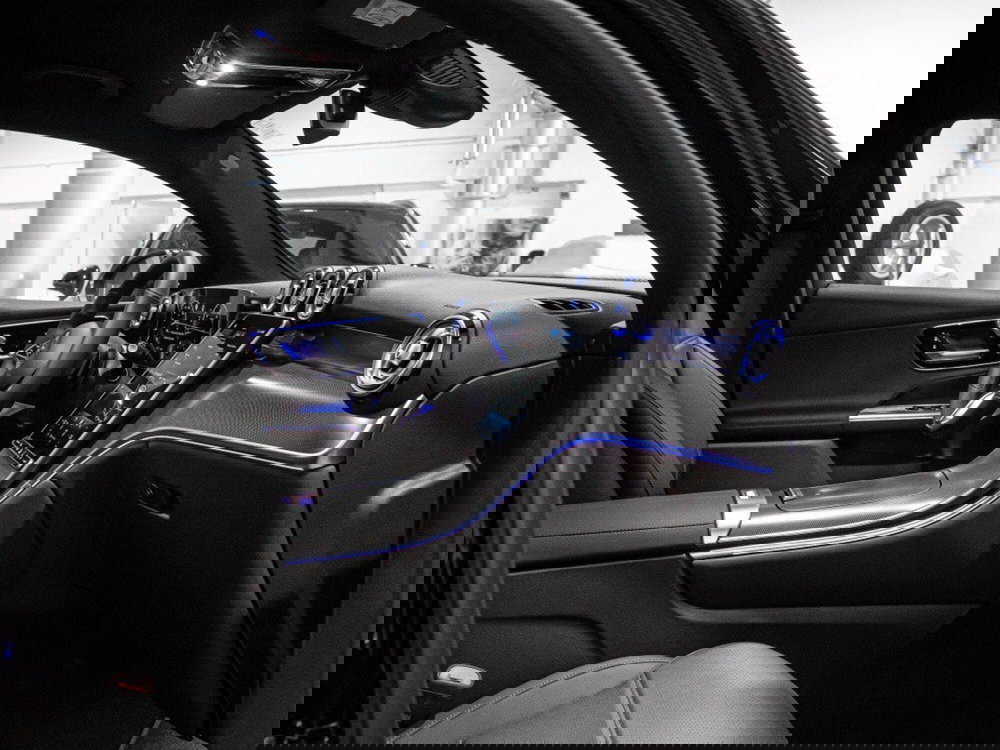 Mercedes-Benz GLC nuova a Ancona (17)