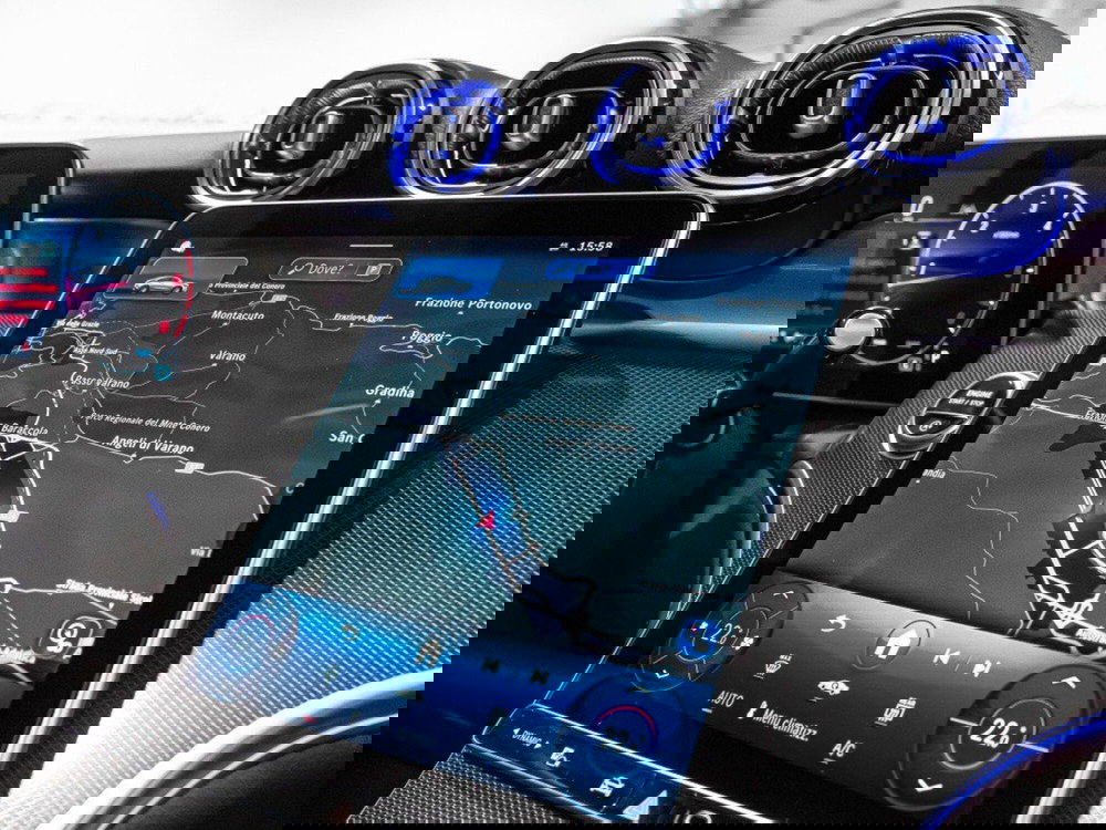 Mercedes-Benz GLC nuova a Ancona (19)