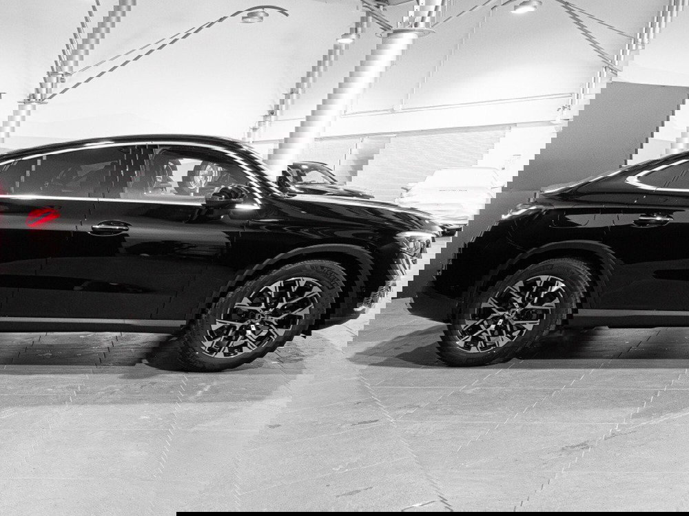 Mercedes-Benz GLC nuova a Ancona (4)