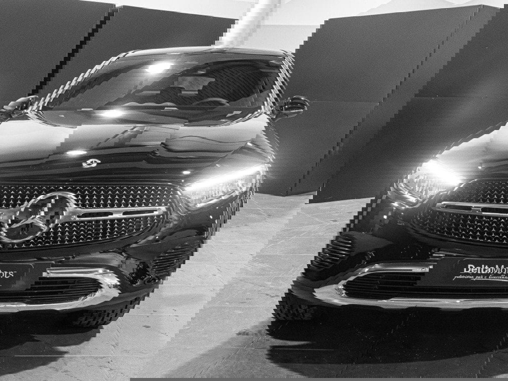 Mercedes-Benz GLC nuova a Ancona (5)