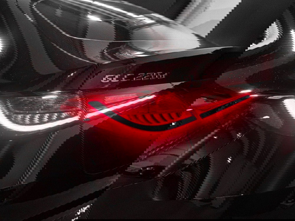 Mercedes-Benz GLC nuova a Ancona (8)