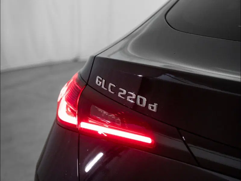 Mercedes-Benz GLC Coupé nuova a Macerata (9)